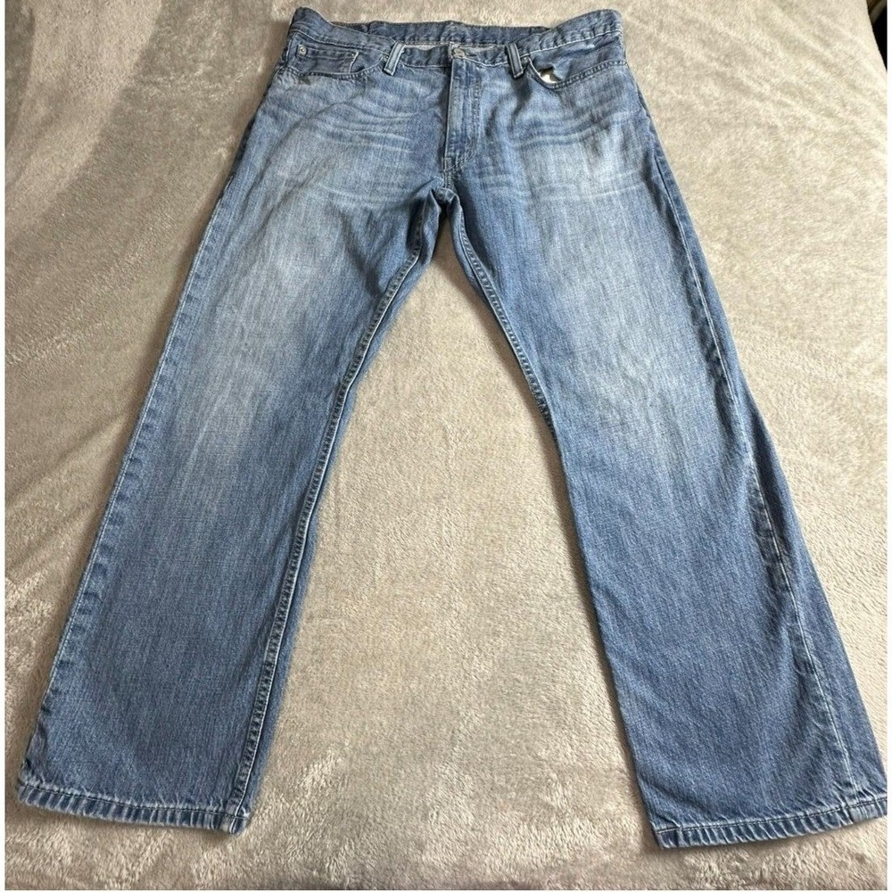 Levi's 514 Jeans Men's Size 38 x 29 Blue Straight Fit Medium Wash